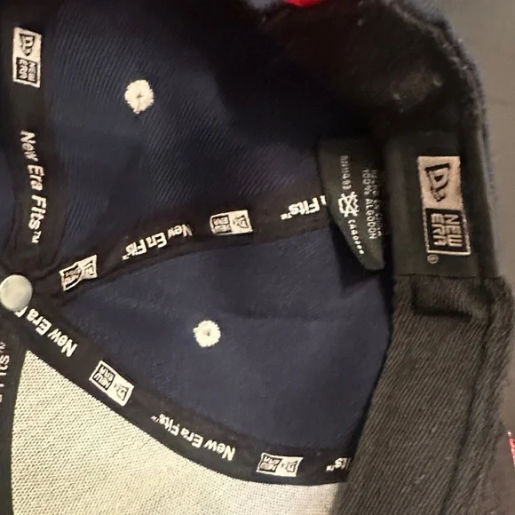 Yankees Snapback Hat - Picture 2 of 5